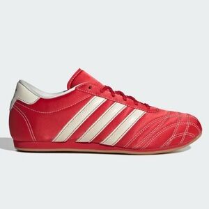 BNWT Adidas Red Taekwondo Lace Up Low Top Shoes sneakers Size 9